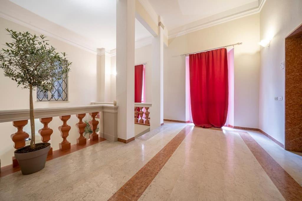 Via Emilia Centro - Stupendo Appartamento A Modena Buitenkant foto