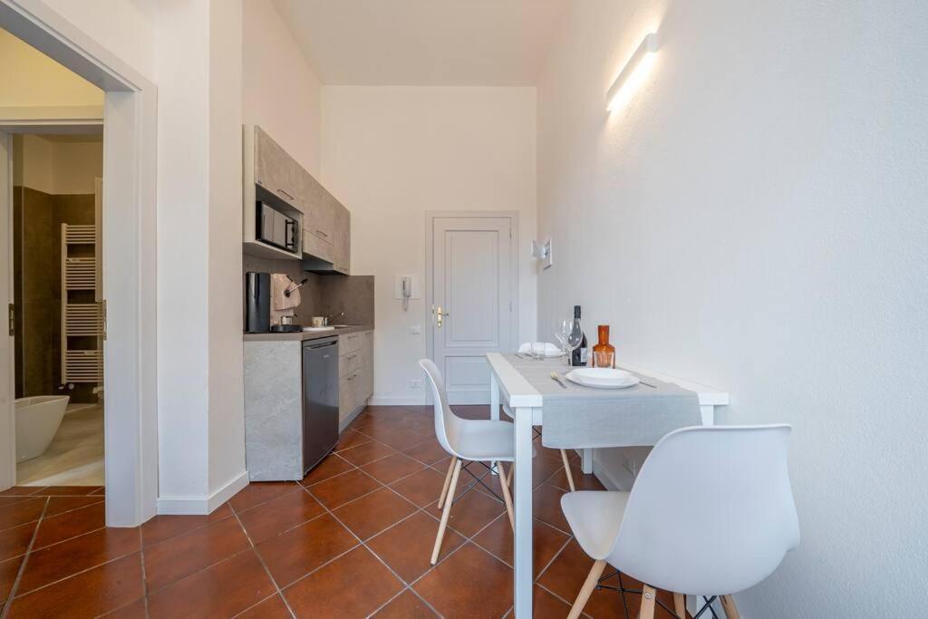 Via Emilia Centro - Stupendo Appartamento A Modena Buitenkant foto