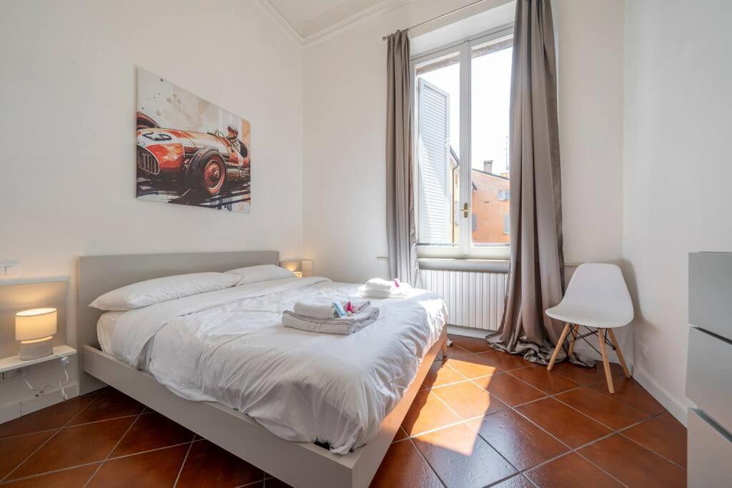 Via Emilia Centro - Stupendo Appartamento A Modena Buitenkant foto